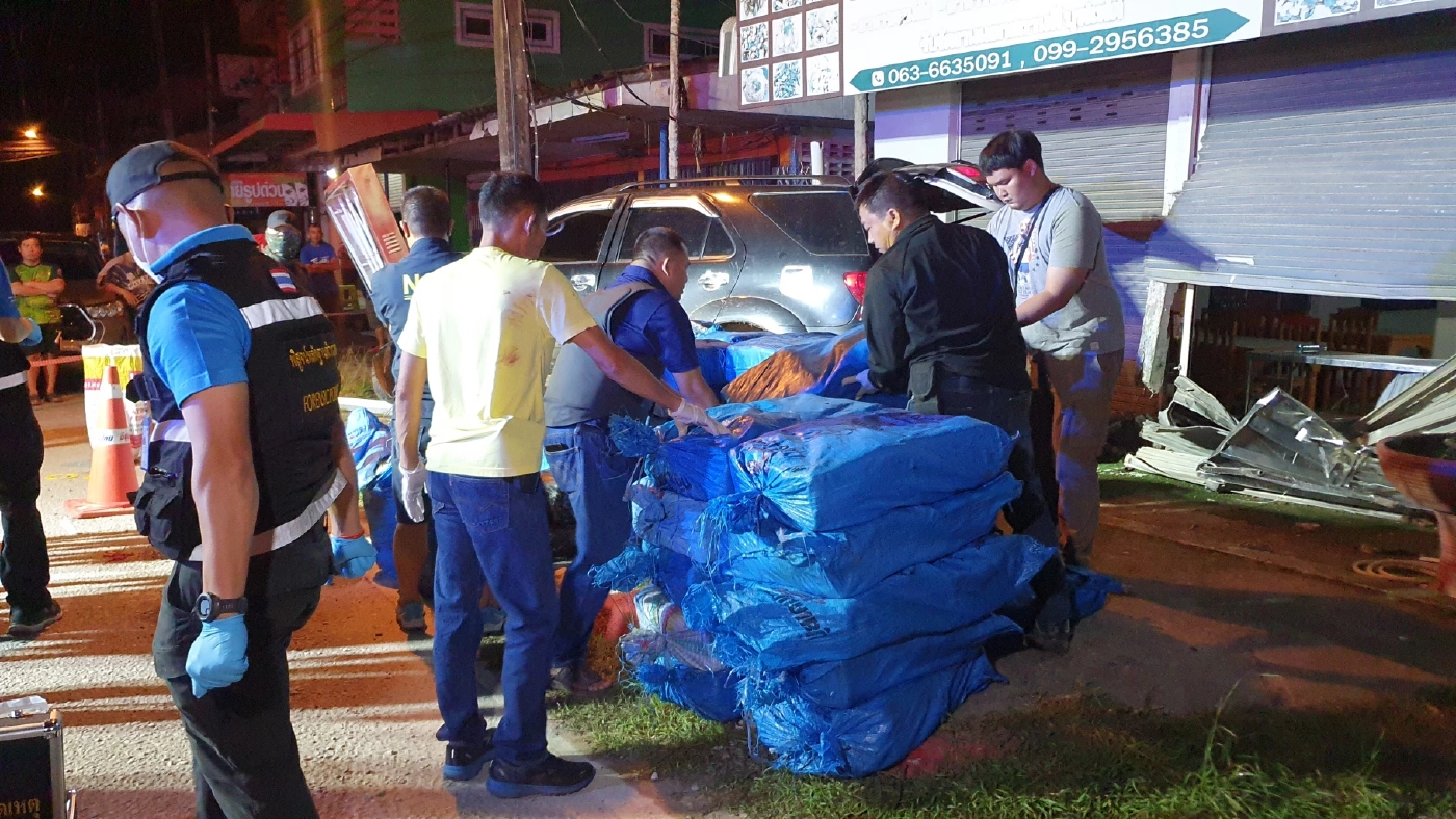 เปิดคลิป ตำรวจปส. ปะทะเดือด แก๊งค้ายา วิสามัญฯคนร้ายดับ ตำรวจพลีชีพ 1 นาย