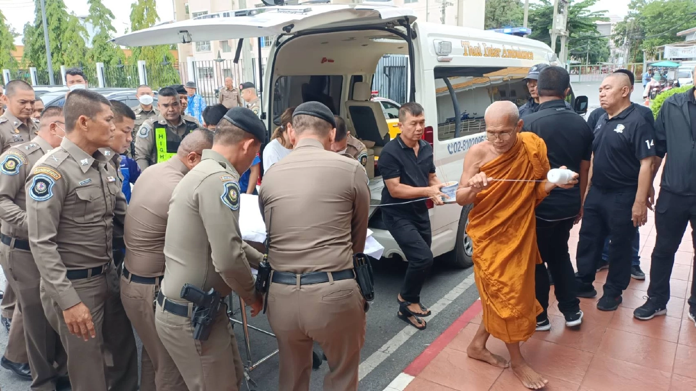 พิธีน้ำหลวงอาบศพ \"สารวัตร ศิวกร\" วัดพระศรีมหาธาตุ เริ่มเย็นนี้