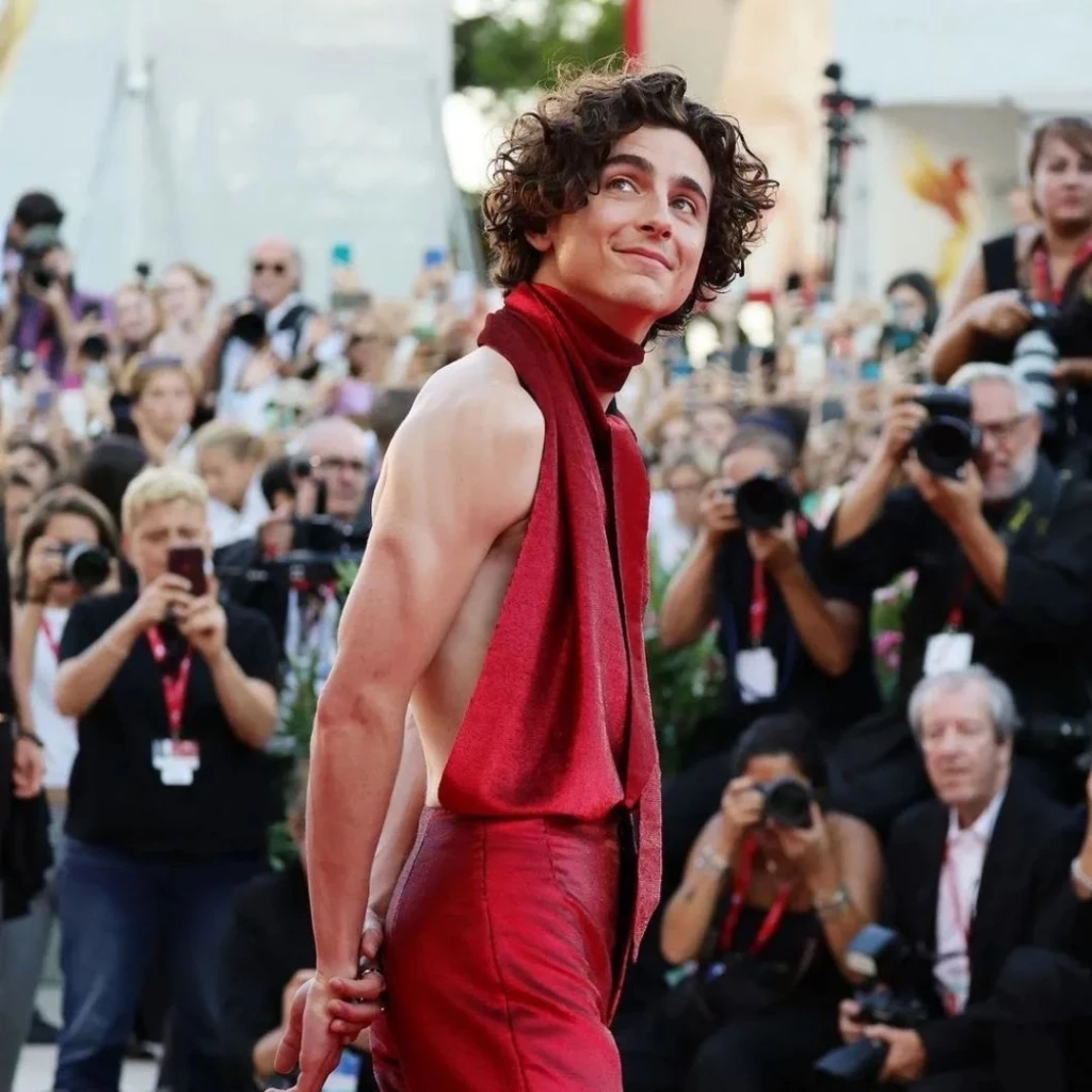 เฮอร์คิวลิสยุค 90 จวก เฟมินีนทำให้ฮอลลีวูด "ไร้ชายแมน ๆ"