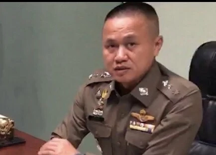 ตำรวจเร่งตามตัวหนุ่มกร่างดักตบสาวหน้าโรงหนัง เตือนห้ามเสียงดัง (มีคลิป)