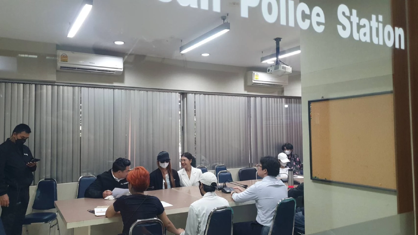 อดีตไอดอลสาว โร่แจ้งความ ช่างภาพตั้งกล้องแอบถ่ายในห้องน้ำ