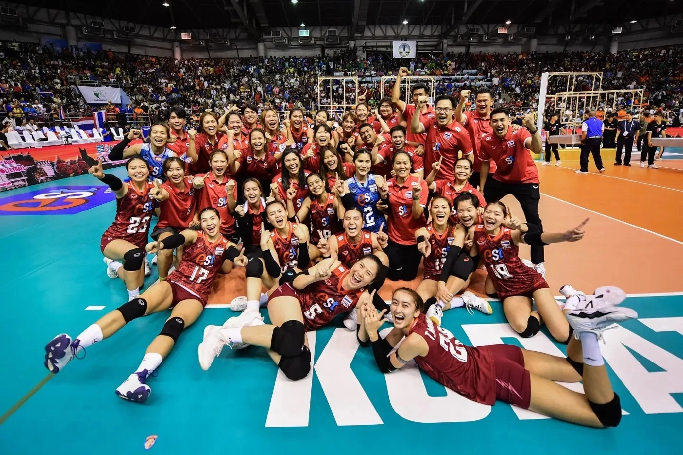 สุดยอด! "วอลเลย์บอลหญิงทีมชาติไทย" บดเอาชนะสาวจีน คว้าแชมป์เอเชียสมัยที่ 3