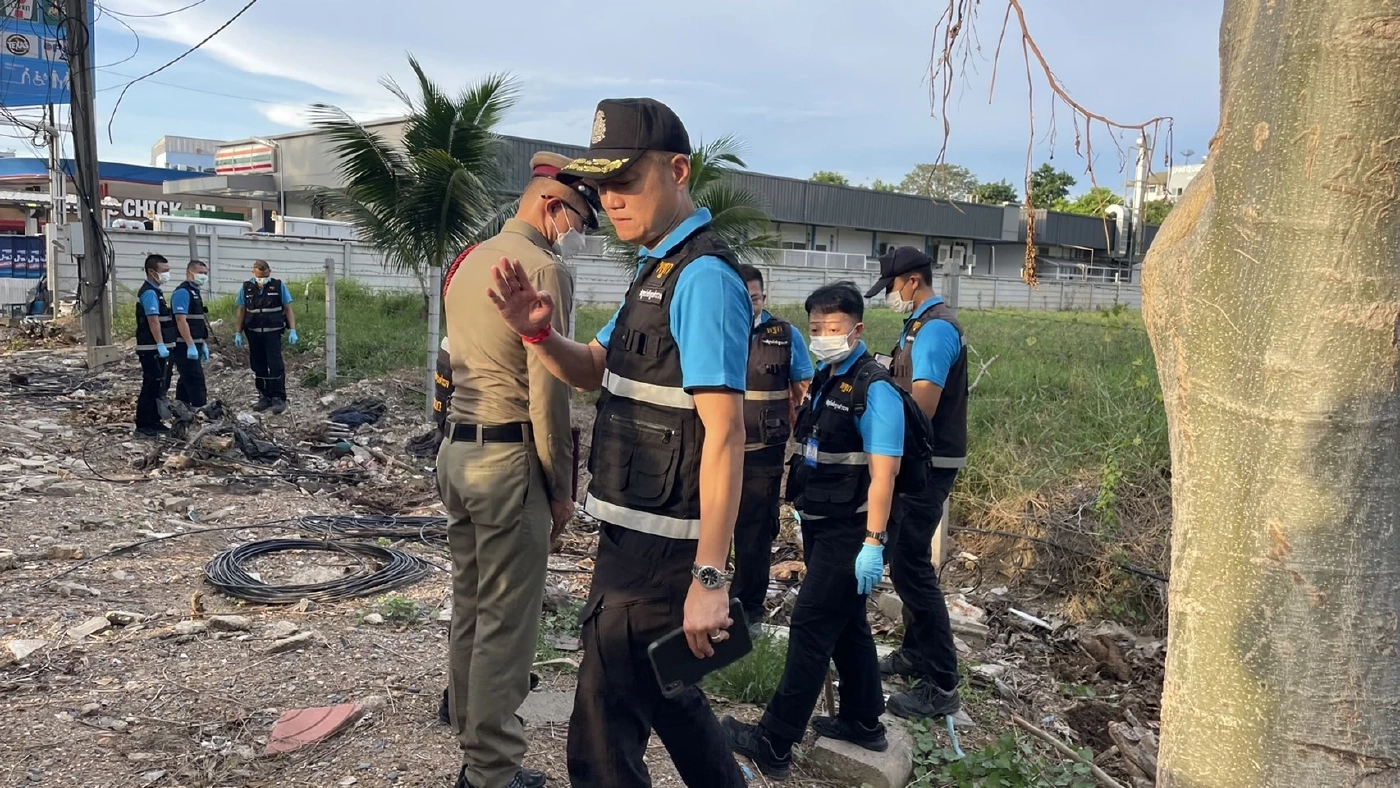 ตร.คุมแม่เด็ก 2 ขวบ ที่ร่วมกับพ่อฆ่าโบกปูน สอบเครียด เจ้าตัวได้แต่ส่ายหน้า