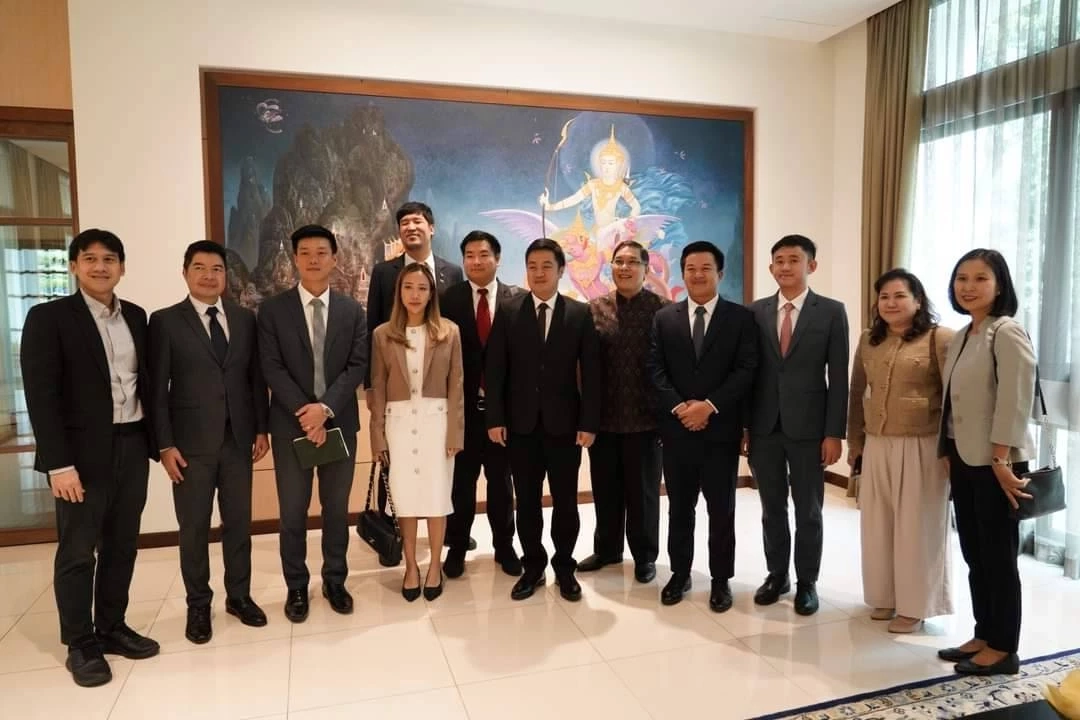 "ไกลก้อง" แจงยิบไทม์ไลน์ดูงานสิงคโปร์ของคณะ "หมออ๋อง" แบบวันต่อวัน