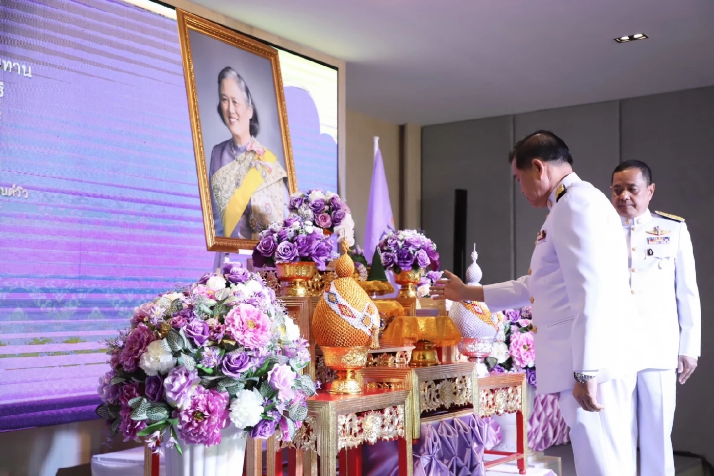 "นิพนธ์" รับเข็มเชิดชูเกียรติ มูลนิธิรางวัลสมเด็จเจ้าฟ้ามหาจักรี