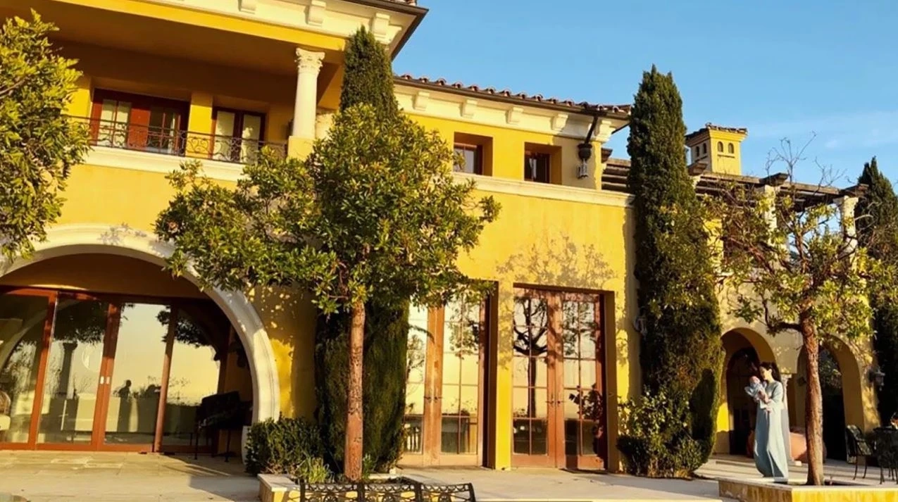 เรื่องรักสุดลึกของ "ฉิน กัง" รัฐมนตรีต่างประเทศของจีน