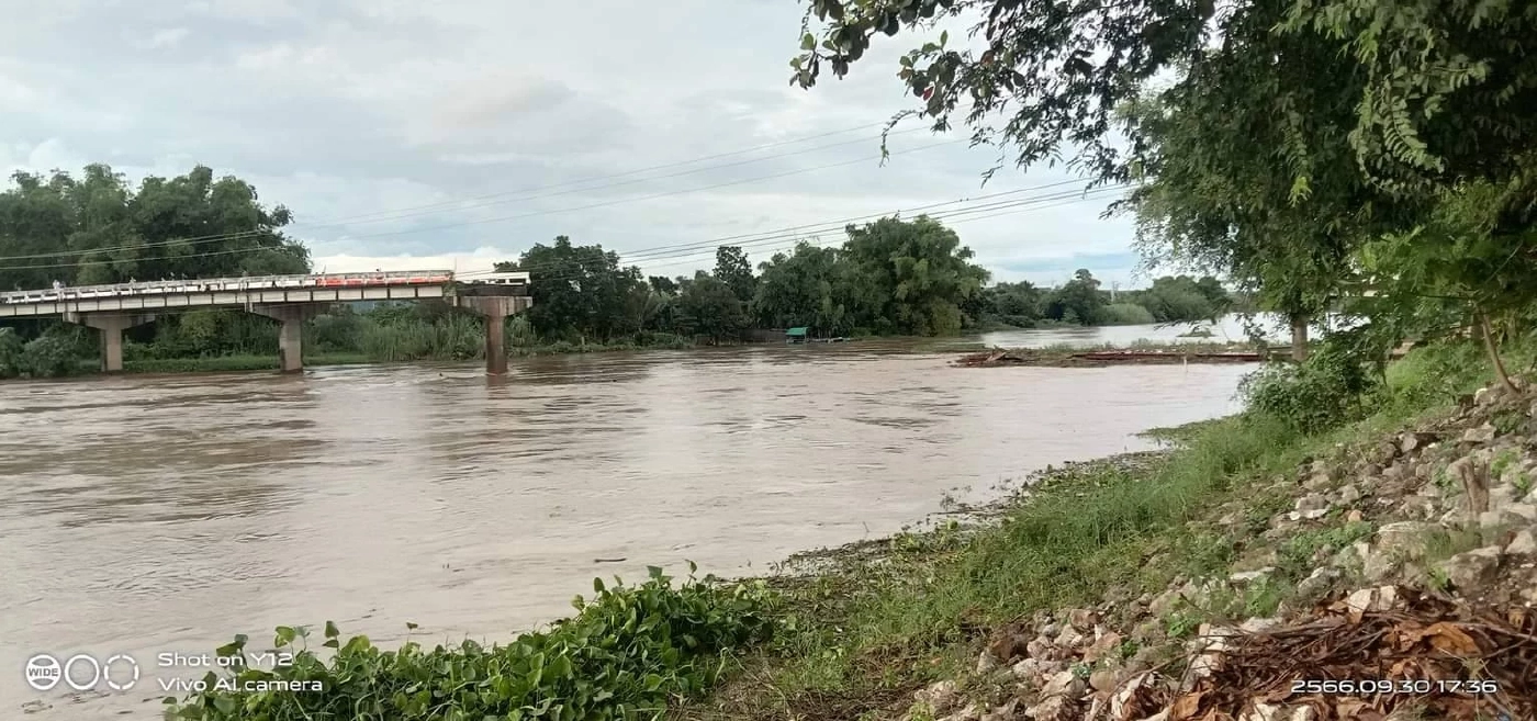 เปิดคลิปนาทีระทึก! สะพานข้ามแม่น้ำปิง เชียงใหม่-ลำพูน พังถล่ม