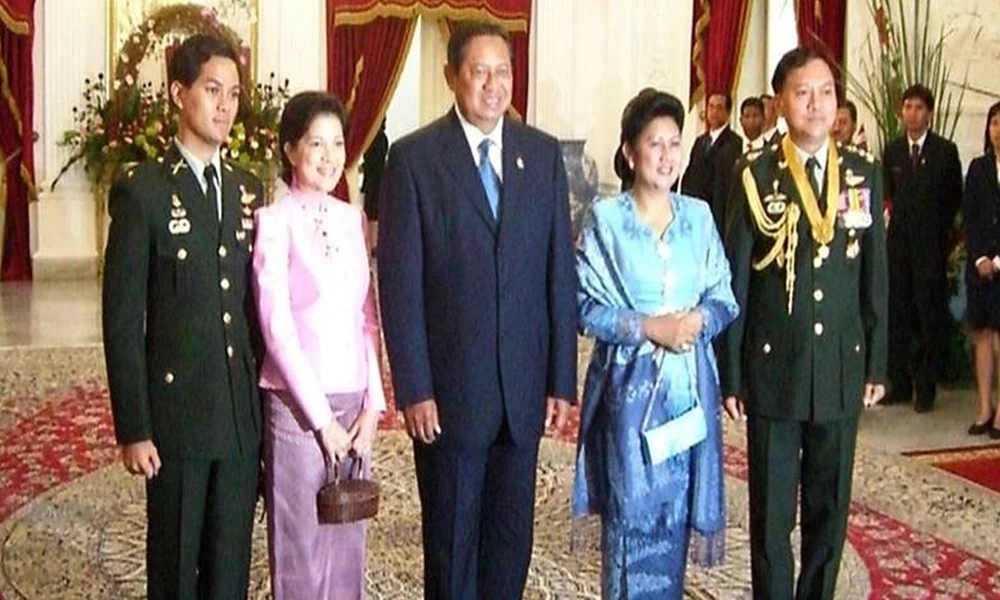 "สุทิน" ทาบ "นิพัทธ์" นั่งผู้ช่วยรมต.กลาโหม พร้อม ให้ร่างนโยบาย กห. แถลงสภาฯ