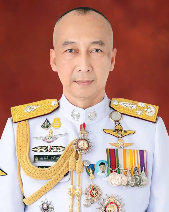 พระบรมราชโองการ โปรดเกล้าฯ "พล.ต.อ.ต่อศักดิ์ สุขวิมล" ดำรงตำแหน่ง ผบ.ตร.