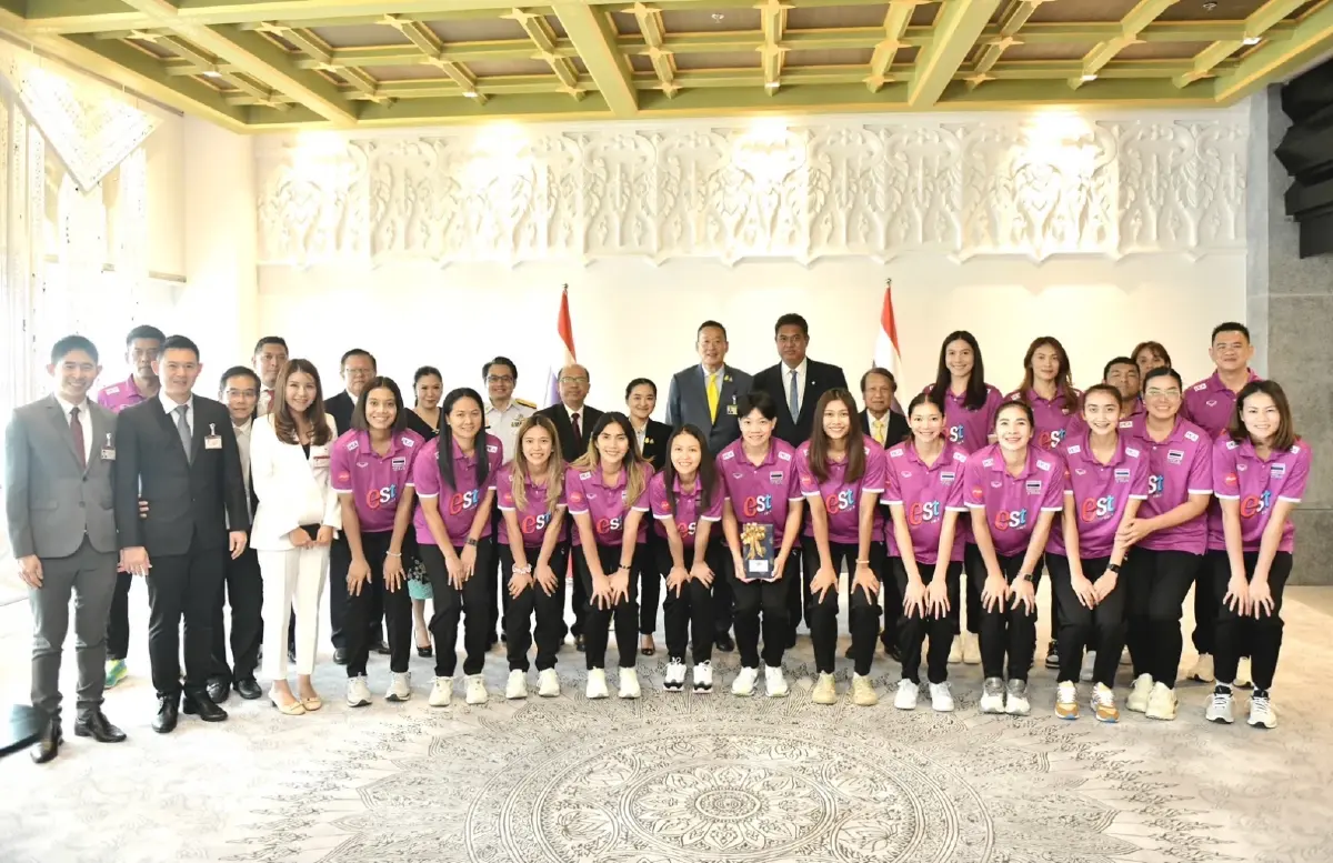 "เศรษฐา"ให้กำลังใจนักตบสาวไทยผ่านรอบคัดเลือกโอลิมปิก 2024