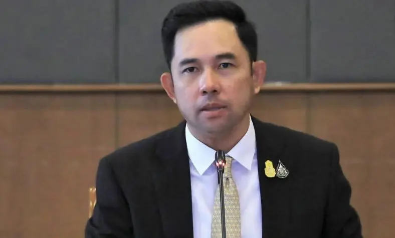 นายอิทธิพล คุณปลื้ม