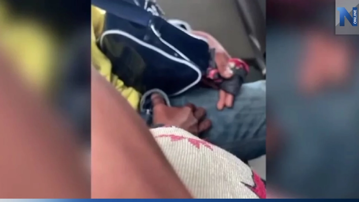 สาวใจกล้าถ่ายคลิปชายโรคจิตจับอวัยวะเพศตนเองขณะนั่งมินิบัสกลับบ้าน