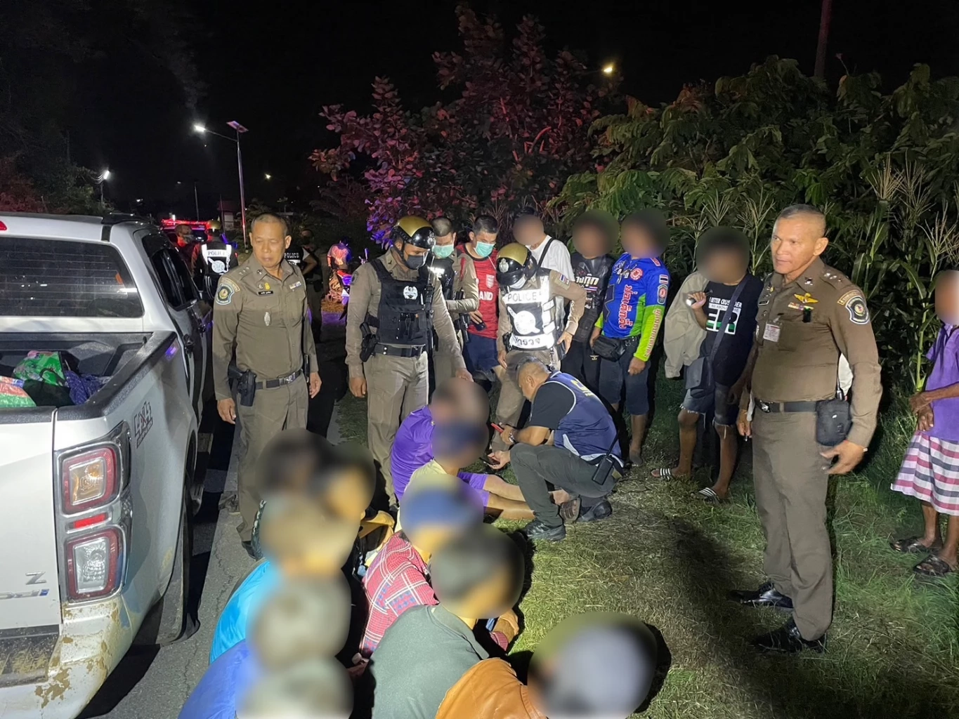 ล่าระทึก จับขบวนการขนแรงงานต่างด้าว กลางเมืองอ่างทอง