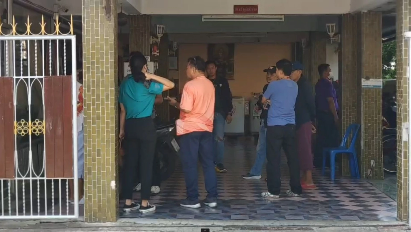 ชาวบ้านช็อก ไม่คิด “ไอ้เอ็ม” ทำร้ายลูกได้ลงคอ หลังตร.เข้าค้นห้องพัก พหลฯ 50