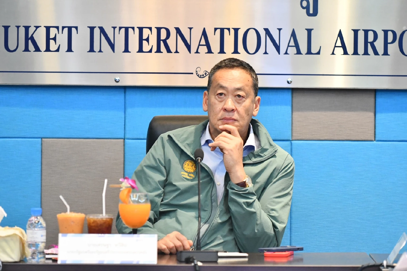 เศรษฐา ทวีสิน นายกรัฐมนตรี รมว.คลัง