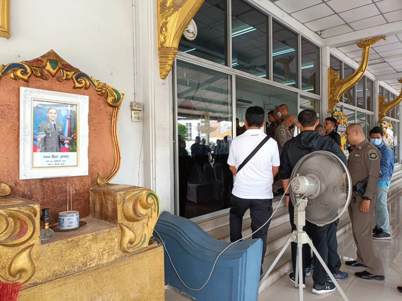 พิธีน้ำหลวงอาบศพ \"สารวัตร ศิวกร\" วัดพระศรีมหาธาตุ เริ่มเย็นนี้