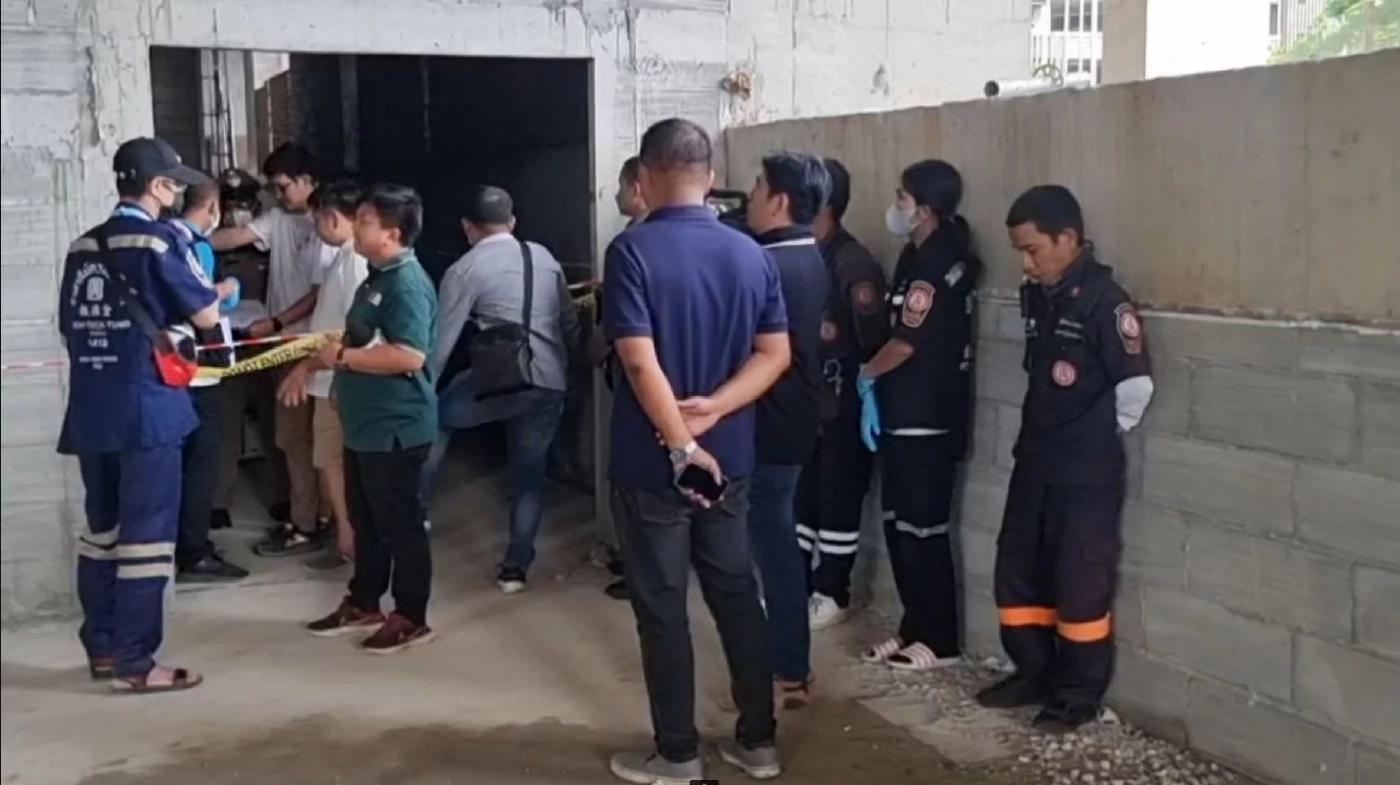 สลดใจ! ร่างทารกยัดกระสอบ โผล่อาคารมวย กกท.