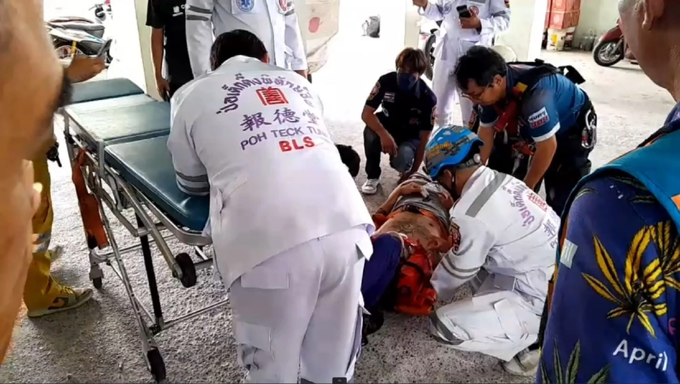 กู้ภัยเร่งช่วยเหลือหนุ่ม 23 ปี ประชดแฟน โดดตึก ย่านสุขสวัสดิ์