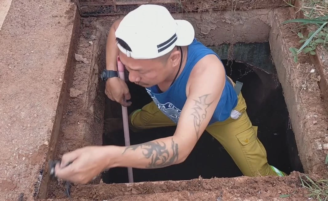 ขอบคุณนะนุด! "กู้ภัย-พลเมืองดี" ช่วย 12 ลูกนกเป็ดน้ำ พลัดตกท่อระบายน้ำ