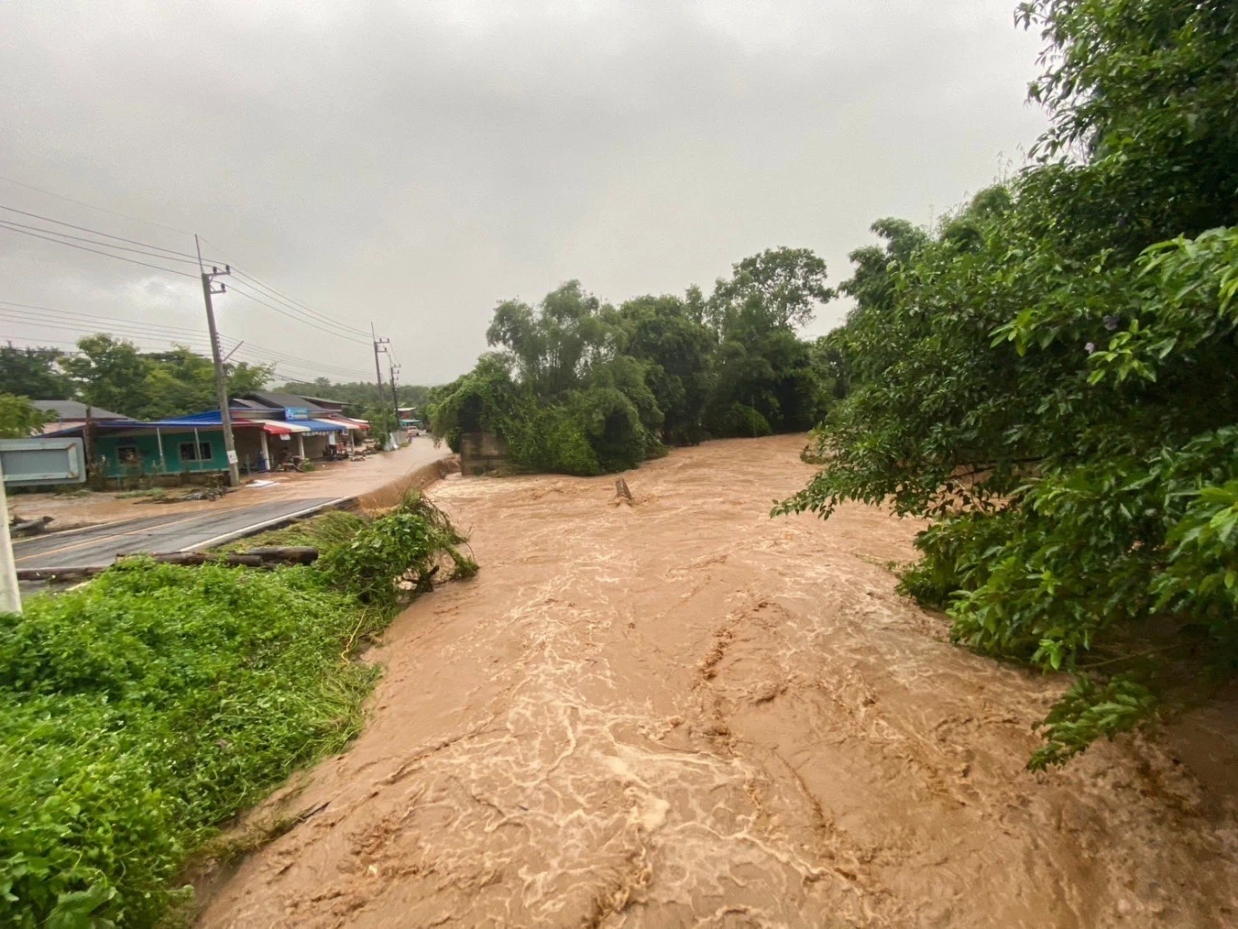 "เศรษฐา" สั่งด่วน "มหาดไทย-คมนาคม" เตรียมพร้อมรับมือน้ำท่วม
