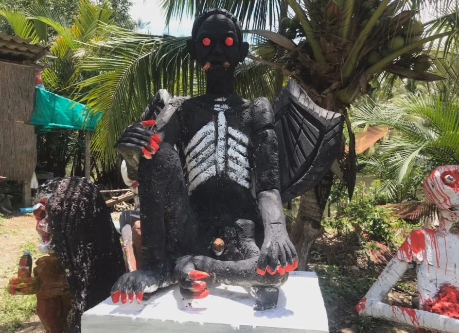 เร่งแต่ง "หุ่นเปรต" เฉลิมฉลอง 100 ปี งานบุญสารทเดือนสิบเมืองคอน