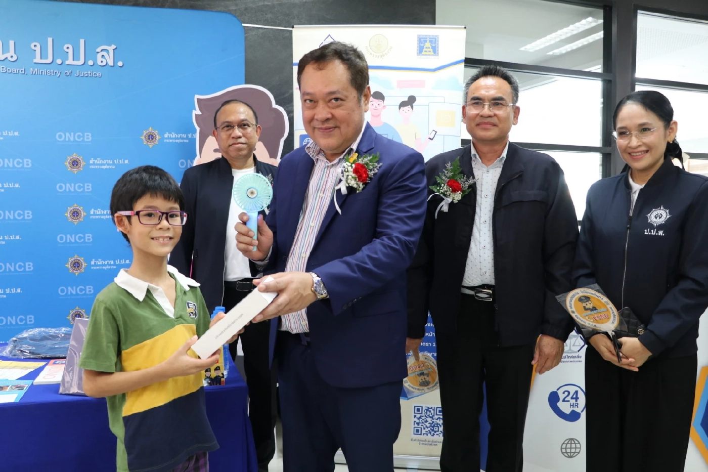 "ทวี" เปิดงานมหกรรมไกล่เกลี่ยหนี้สิน แนะช่องทางช่วยเหลือลูกหนี้ "กยศ."