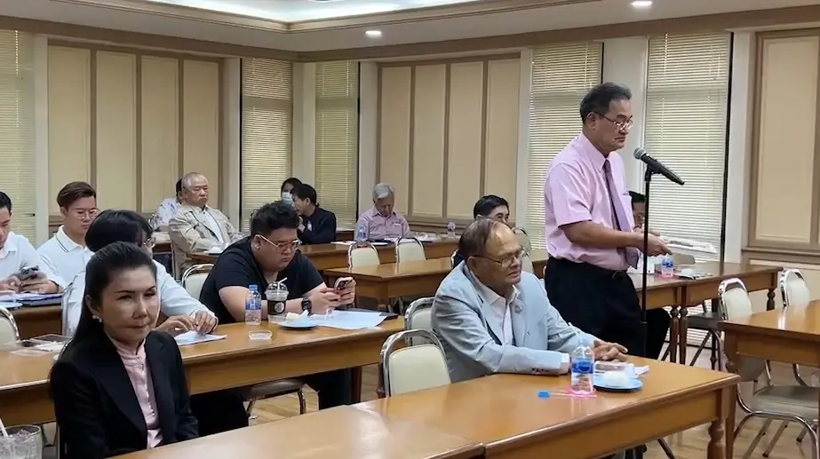 ชทพ. เคาะ "นิกร" ร่วมคณะศึกษาประชามติแก้รธน. หนุนตั้ง ส.ส.ร.แก้ทั้งฉบับ