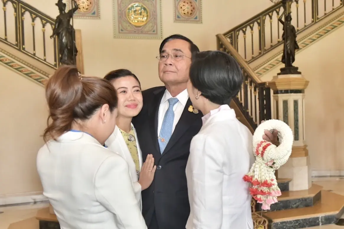 PMOC เปลี่ยนชื่อเพจ หลังนายกฯประยุทธ์หมดวาระ พร้อมติดตามผลงานลุงตู่ต่อไป