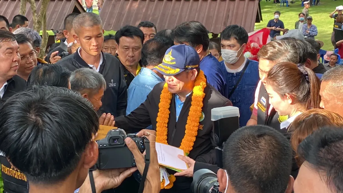 "ธรรมนัส"ลงพื้นที่เชียงใหม่รับปากแก้ปัญหาให้เกษตรกร
