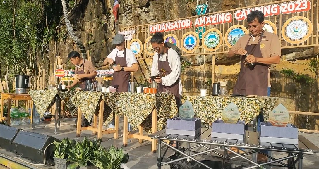 คึกคัก! นทท.กว่า 3 พันคน ร่วมงานวังตาหงาแคมป์ปิ้ง ที่ จ.สตูล