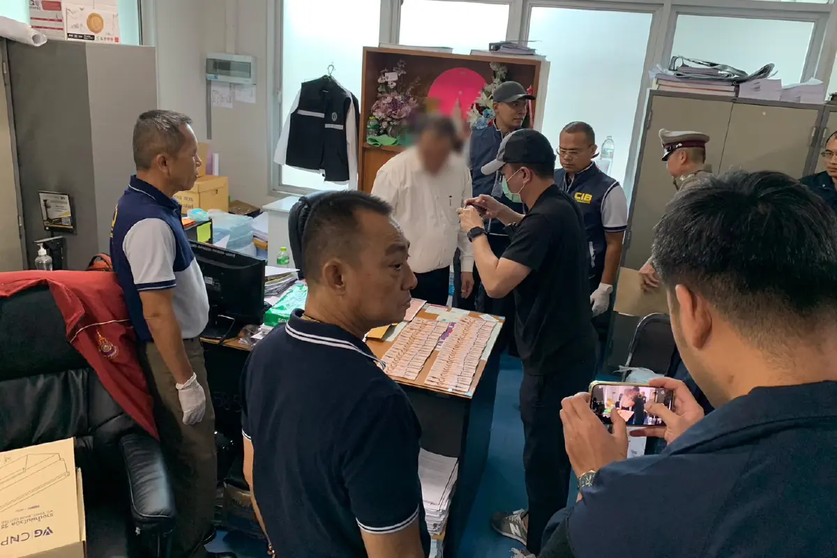 รวบนายช่างโยธา เขตลาดกระบัง เรียกรับเงิน 5 หมื่นแลกใบอนุญาตสร้างอาคาร