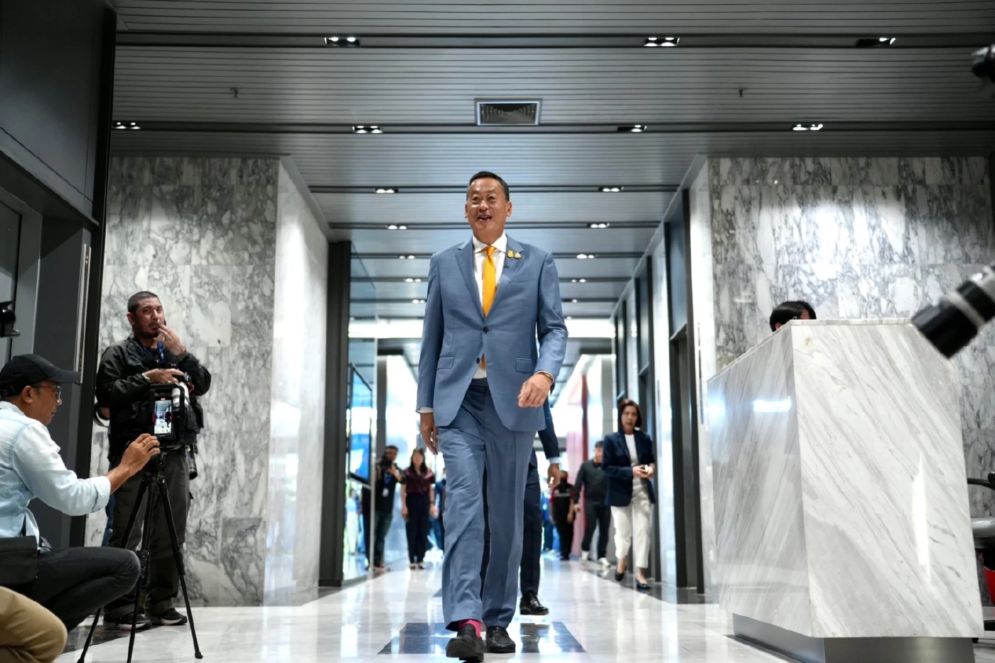 "เศรษฐา" ขอโทษภาพโยนปากกา ยัน "เงินดิจิทัลฯ" จ่ายงวดเดียวจบไม่กระทบงบ 67