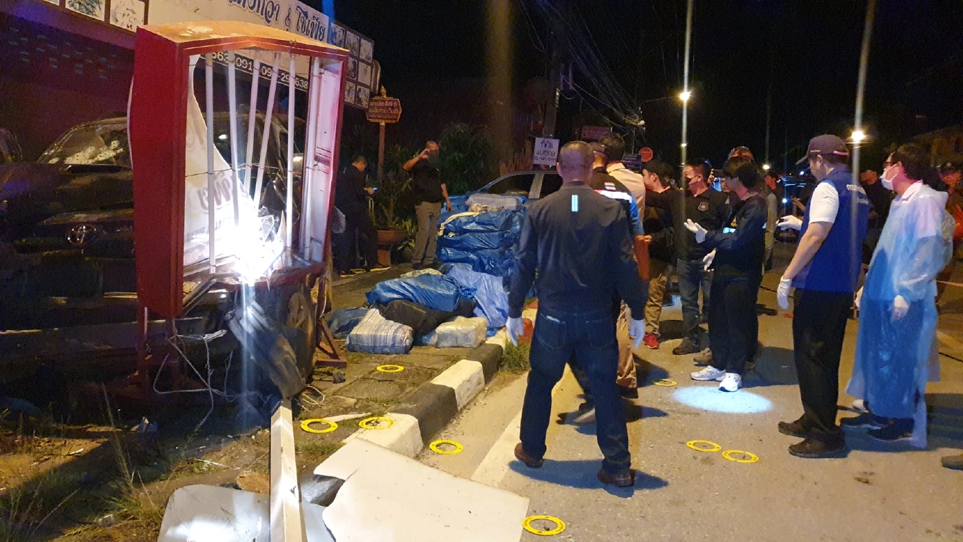 เร่งขยายผล วิสามัญแก๊งค้ายา 2 พ่อลูกมูเซอ ตำรวจพลีชีพ ยึด"ยาไอซ์" 1 ตัน