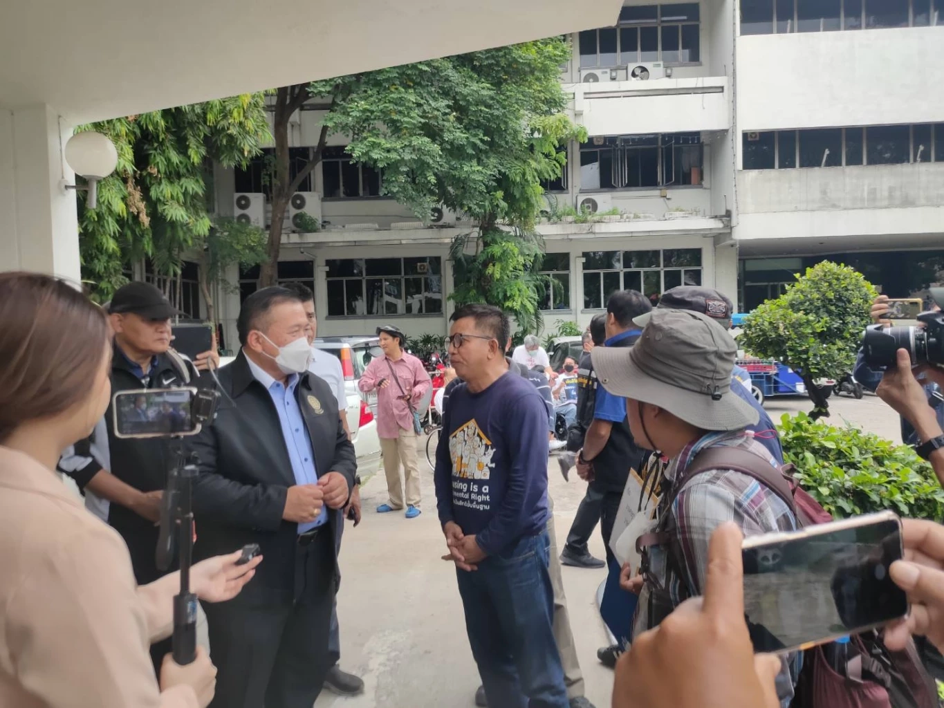 ม็อบแรกประเดิมครม.เศรษฐา