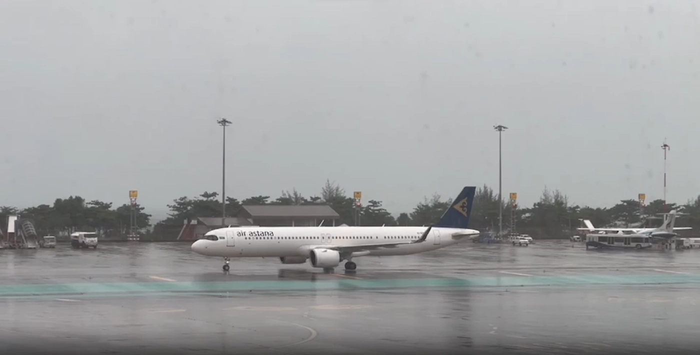 เที่ยวบินแรกนทท.ฟรีวีซ่า "คาซัคสถาน-จีน" ถึงภูเก็ตแล้ว