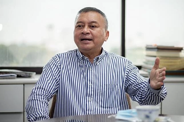 ส่องขุนพลข้างกาย รมต.พลเรือน "สุทิน คลังแสง" ในวันที่นั่งเก้าอี้ "สนามไชย 1"