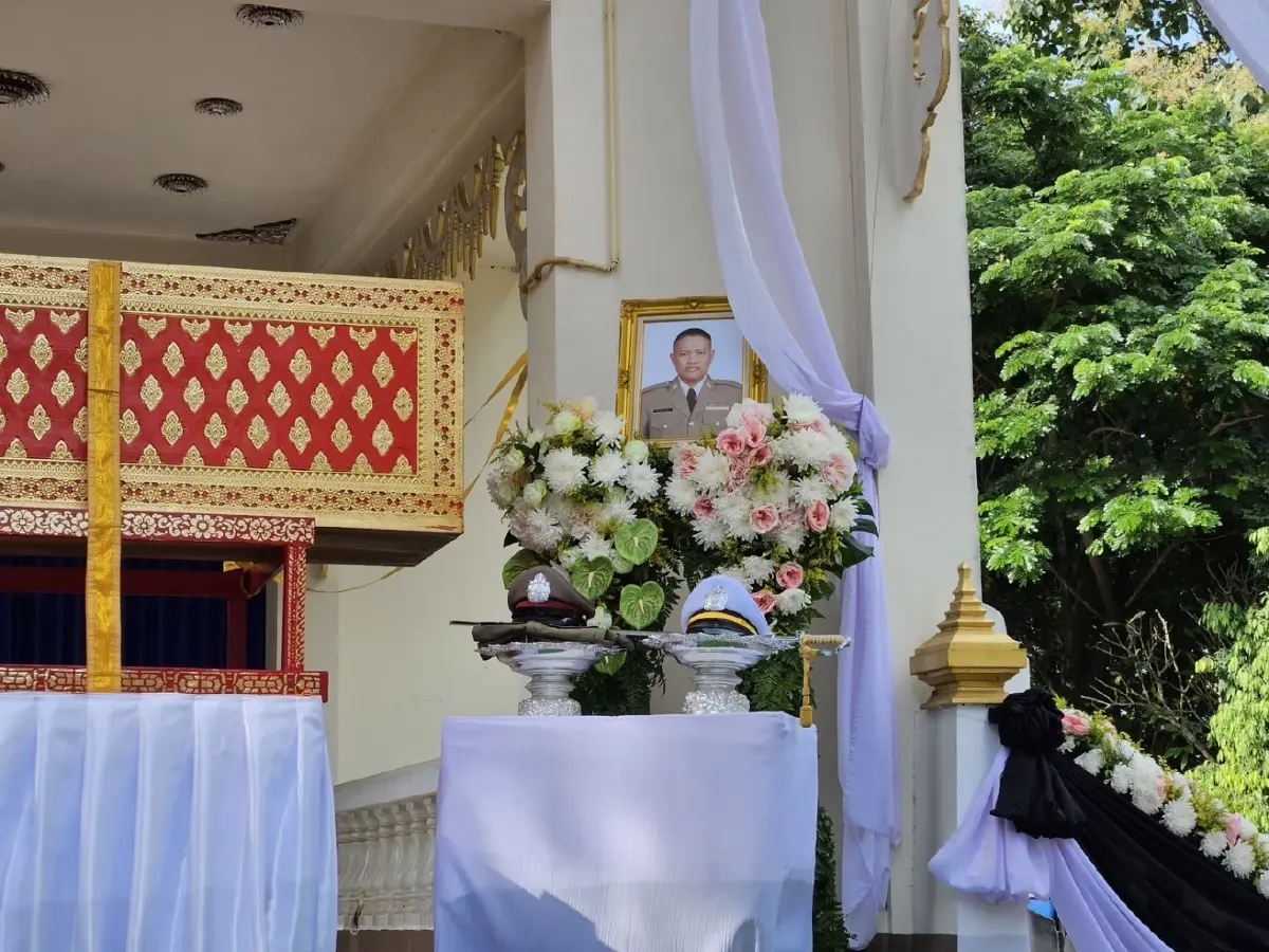 พระราชทานเพลิงศพ "ดาบวีระวัฒน์" สมเกียรติ วีระบุรุษ บช.ปส.