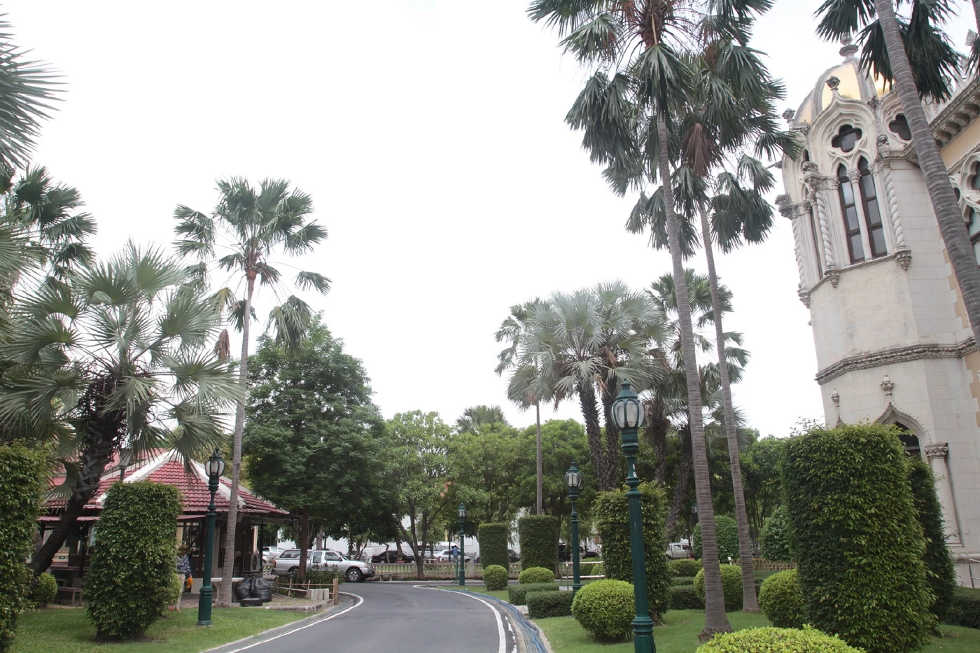 ภาพอดีต บรรยากาศด้านข้าง "รังนกกระจอก 1" หรือ “รังเก่า”