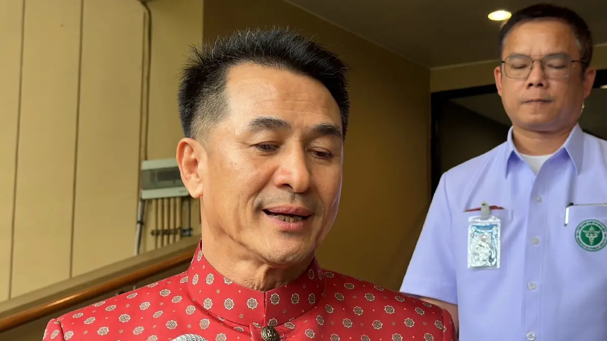 "ชลน่าน" เล็งคุย "อนุทิน" นโยบายกัญชาในอนาคต ยังไม่ห้ามร้านจำหน่าย