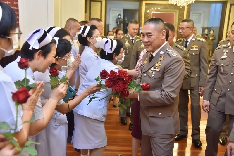 ปฏิรูป ปฏิวัติ ปฏิสังขรณ์ ! 5 ทิศทาง 5 เข็ม มุ่งกิจการตำรวจ