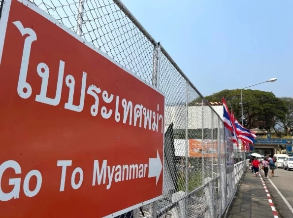 "ก้าวไกล" เตรียมตั้งกระทู้ สามเณร "ไร้สัญชาติ" เรียนในสังกัด สพฐ. ได้หรือไม่