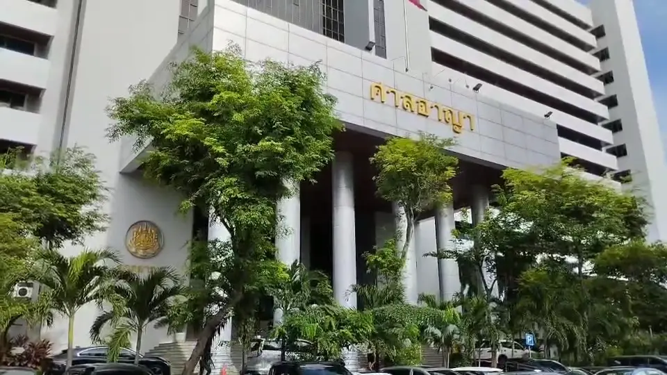 "ระพี" โพสต์แจงฟ้องกลับ"แอม ไซยาไนด์"หรือไม่ หลังศาลยกฟ้องคดีหมิ่นฯ