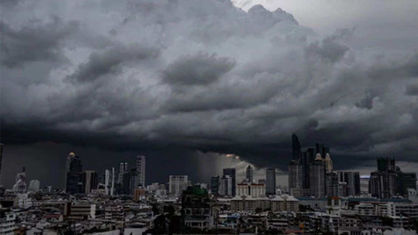 เตือน พรุ่งนี้ คนกรุงเทพฯและปริมณฑล รับมือฝนฟ้าคะนอง ร้อยละ 70 ของพื้นที่
