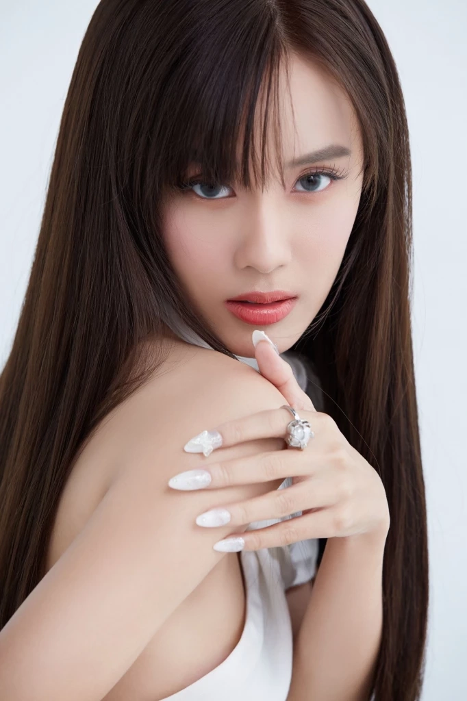 ปังมาก! ช่องดังเปิดตัว “เก๋ไก๋ สไลเดอร์” เซ็นสัญญาขึ้นแท่นนางเอกใหม่