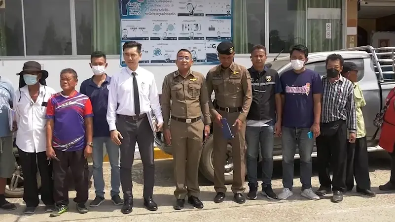 ตร.บุกค้นบ้านญาติ "เสี่ยเต็นท์รถ 200 คดี" ผงะ! พบชำแหละรถ สวมทะเบียนอื้อ