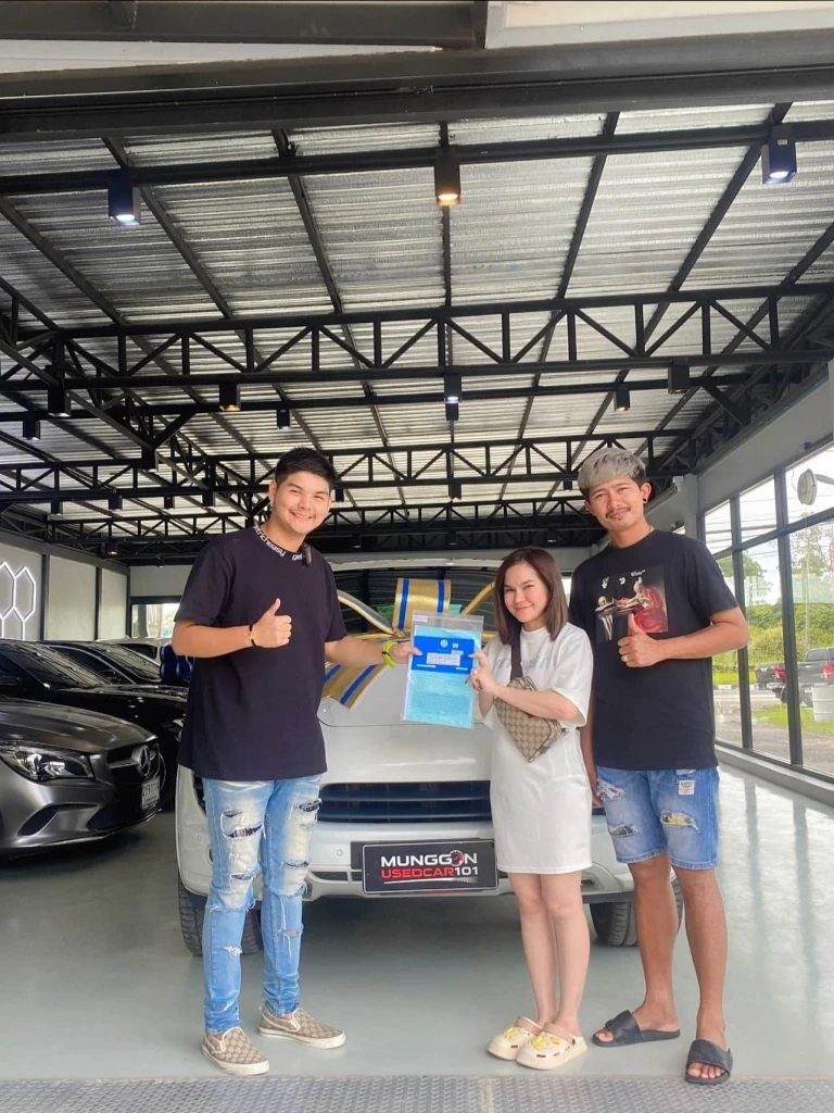 ส่องด่วน เลขทะเบียนรถปอร์เช่แม่น้ำหนึ่ง พร้อมฟาด คนดูถูกรถมือสอง!