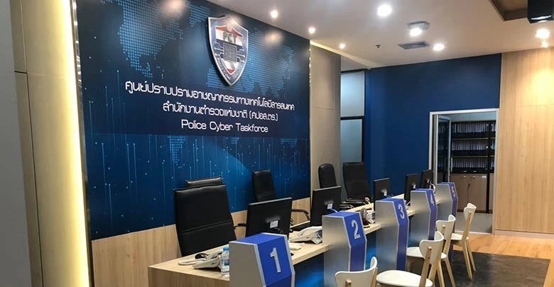 ทำความรู้จัก "พล.ต.ท.ไตรรงค์ ผิวพรรณ" น้องชายเสธหิ มือปราบศูนย์ PCT