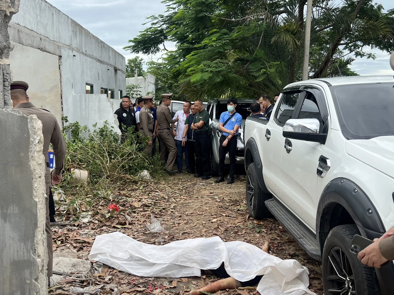 "กำนันนก" ยังปิดปากเงียบ ยืนกรานปฎิเสธ เครียดหลังรู้ "หน่อง" ถูกวิสามัญ  