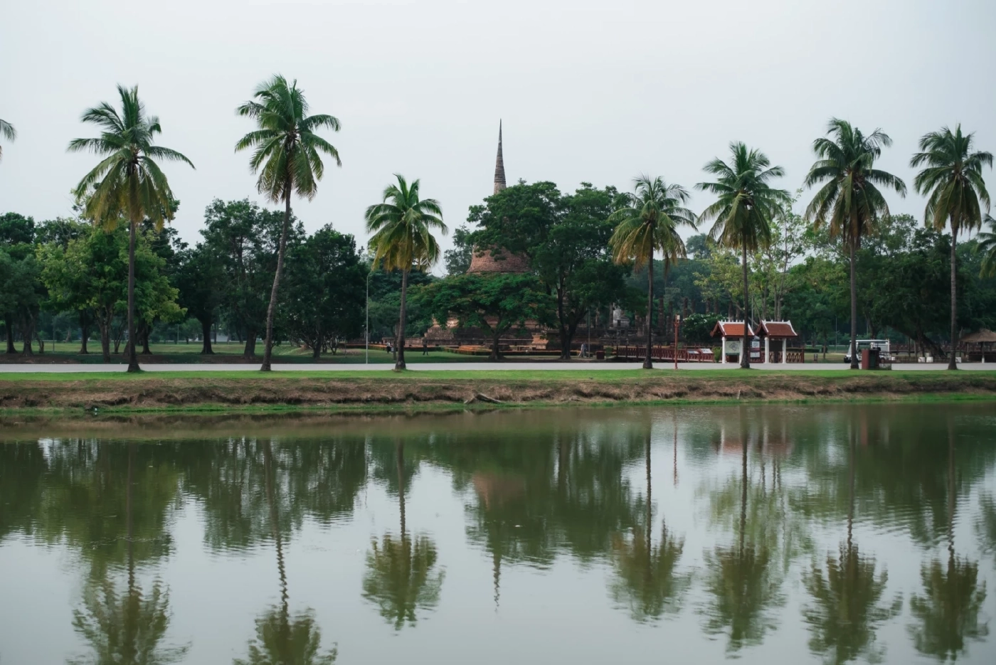 ห้ามพลาด!แพ็คเกจสุดพิเศษ "เที่ยวสุโขทัย โลว์คาร์บอนฯ 3 วัน 2 คืน"