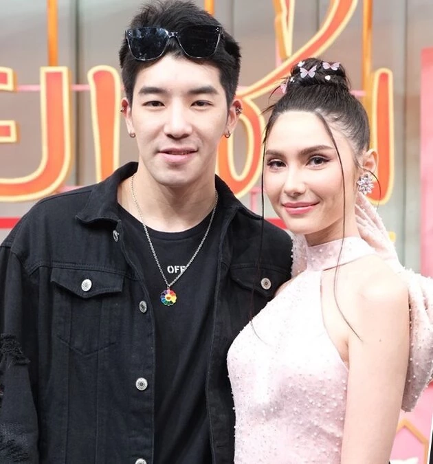 &quot;แดรัล ยัง - ซาร่า&quot;